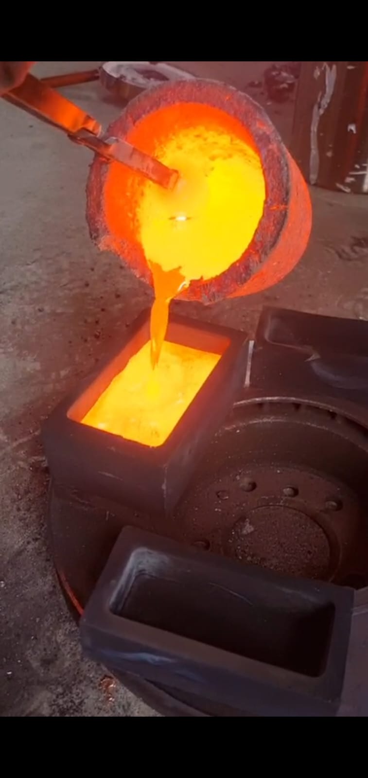 Kupferbarren 1000-1300 g | 99,9 % rein Galerie